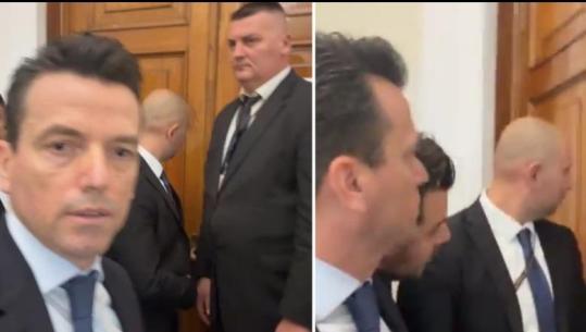 Shehaj kërkon të marrë pjesë në mbledhjen me dyer të mbyllura të Këshillit për Ballukun: Filluan avazet PS-PD, nuk duan që t’iu prishim planet