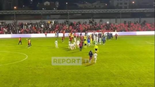 Renditja/ Flamurtari dhe Teuta barazim dramatik mes grushteve, fitojnë Egnatia e Dinamo! Partizani akuzon gjykimin, sot 'Klasikja' Tirana - Vllaznia