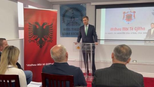 Ceremoni vlerësimi në Korçë për figurat atdhedashëse, Princ Leka II: Kanë lënë shenjë të paçmuar në historinë e shtetit shqiptar