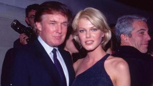 Dosjet e Epstein, Departamenti i Drejtësisë i SHBA-së në kaos për heqjen e 16 fotove në faqen e internetit! Mes tyre edhe një e Trump