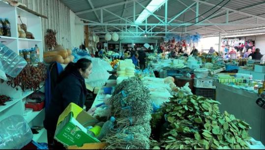 Në prag të festave të fundvitit, tregu i Lezhës i boshatisur! Shkak rritja e çmimeve