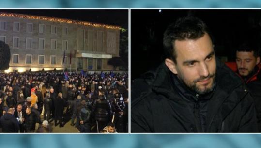 Adriatik Lapaj për protestën e PD-së : Duhet të mendojmë si të rrisim Shqipërinë e jo partinë 