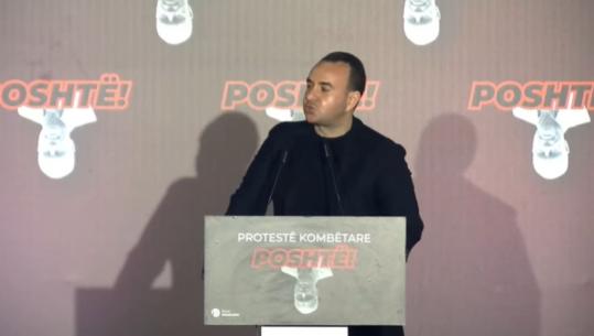 Balliu u kërkon protestuesve të mos ikin nga sheshi: Të qëndrojmë deri në largimin e Ramës