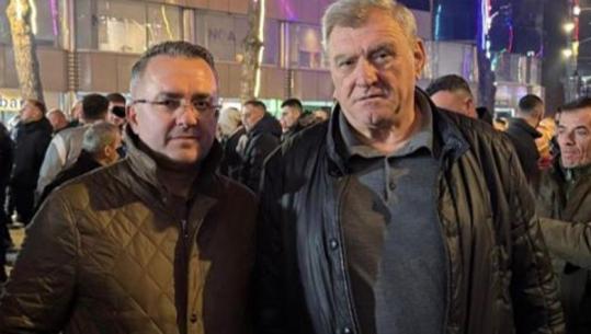 Protesta e PD para kryeministrisë, ish-deputeti Duka: Unë dal kundra kleptokracisë dhe jo në krah të Berishës