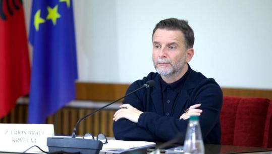 Mos e ndërprisni kalendarin e vaksinimit, Braçe apel prindërve: Mos dëgjoni idiotët që dalin nëpër ekrane, por mjekët! Po u dëmtojnë fëmijët tuaj (VIDEO)