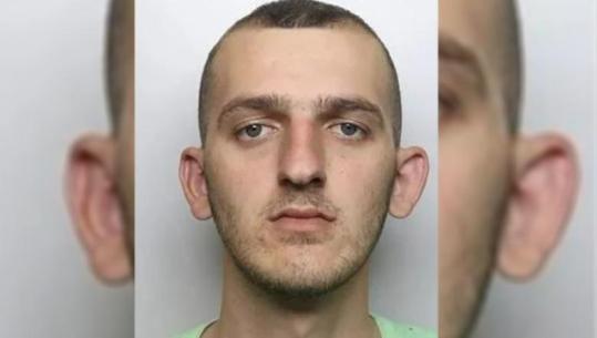 Emigranti shqiptar i shpëton deportimit nga Anglia: E dashura ime nuk jeton dot në Shqipëri!