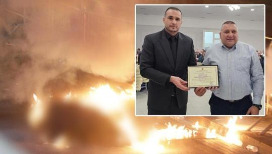 I shpëtoi jetën protestuesit që u dogj nga molotovët e ‘Berishës’, Proda i jep certifikatë inspektorit të policisë