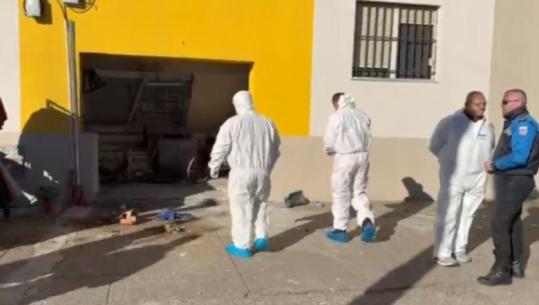 U vra sapo hyri në pallat pas shpërthimit të fuqishëm, kush është 67-vjeçari Ymeri? Historia e gjakmarrjes me fisin Çekorja dhe dënimi i vëllait për vrasje