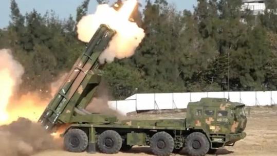 Stërvitjet ushtarake kineze rrisin frikën në Tajvan