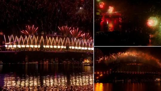 Australia mirëpret vitin 2026, shfaqe ikonike me fishekzjarrë në Sidney