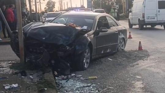 Aksident në Lushnje, përplasen dy mjete, plagosen 2 drejtuesit (VIDEO)