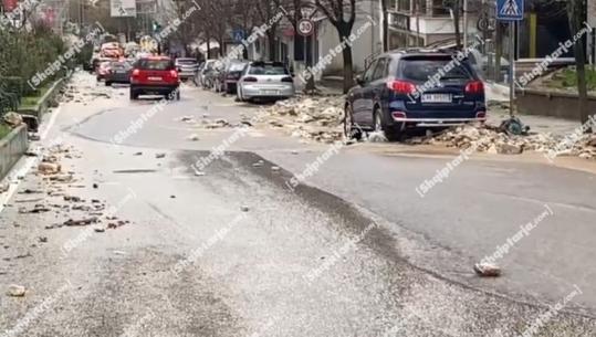 Mbetje inerte në rrugë pas shiut! Rreth 70 biznese të dëmtuara në lagjen 