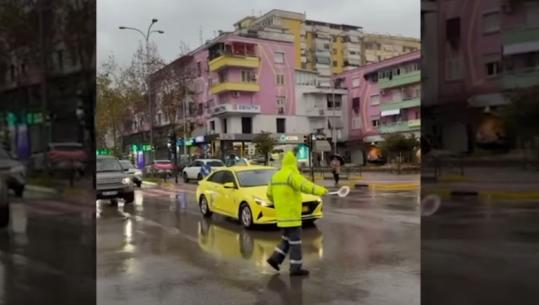 Moti i keq/ Policia e Shtetit shton prezencën në terren në ndihmë të qytetarëve dhe për menaxhimin e trafikut