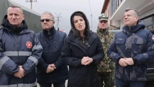 Përmbytjet në Durrës, ministrja Koçiu: Nis evakuimi në fshatin Vardardhë, 500 banorë do largohen nga banesat nën ujë 