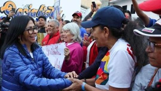 Ushtria në rrugë, spastrime dhe çmime të larta, epoka e re e Venezuelës nën drejtimin e Delcy Rodrigues