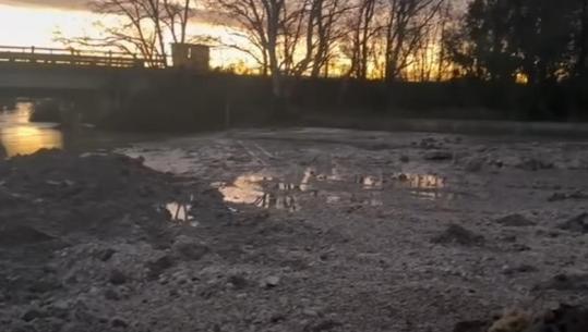 Vjosa tërhiqet, nis bilanci i dëmeve! Rama: Strukturat mbeten në gatishmëri për çdo nevojë e emergjencë