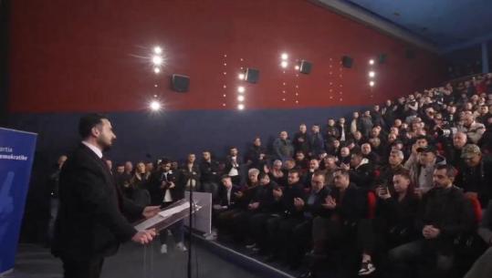 ‘Bashkëpunon me krimin’, Salianji demokratëve në Korçë: Mesazhet ua sjell Rama