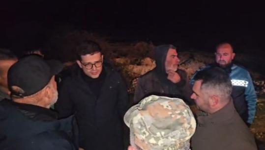 Vlorë/ Vengu inspekton punimet për hapjen e rrugës Matogjin-Bashaj: Banorët të mos rrezikojnë jetën duke tentuar të zhbllokojnë akset