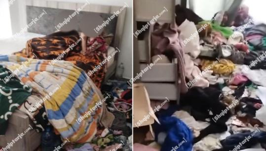 E rëndë në Durrës/ 3 të mitur gjenden të braktisur në banesë nga e ëma, 3 ditë pa ngrënë dhe 1 muaj pa shkuar në shkollë! Vihet nën hetim 33-vjeçarja (FOTOT+VIDEO)