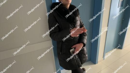 Nëna e 3 fëmijëve në Durrës flet për Report Tv: Nuk i kam braktisur, është kurth nga ish-vjehrra! Isha në punë, babai sjell vetëm 18 mijë lekë në muaj