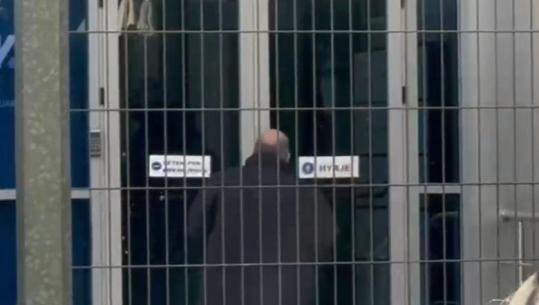 Nën hetim për sulmin kibernetik ndaj Prokurorisë së Posaçme, ish-drejtori i Përgjithshëm i Burgjeve, Agim Ismaili paraqitet në SPAK