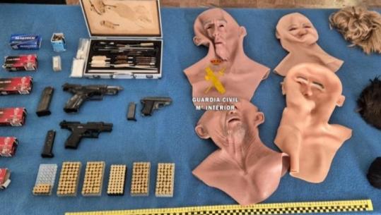 Vodhën 80,000 euro nga milionerët në jug të Spanjës, shkatërrohet banda e 'skifterëve' shqiptarë!