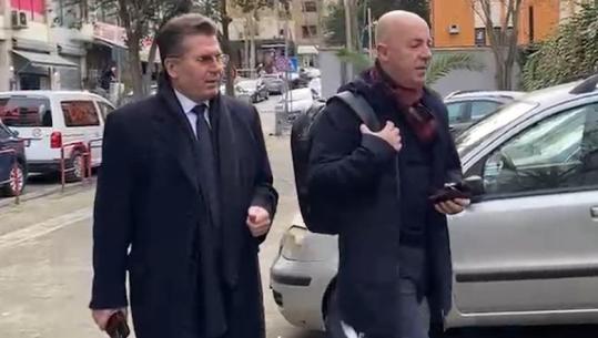 Masakra e Gërdecit! Ish ministri i Mbrojtjes, Fatmir Mediu paraqitet në GJKKO për seancën e radhës