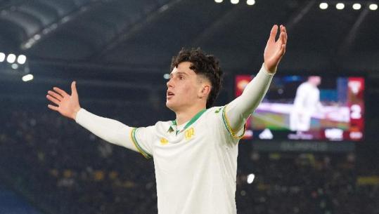 30 sekonda në fushë, sulmuesi 16-vjeçar i Romës shënon në debutim