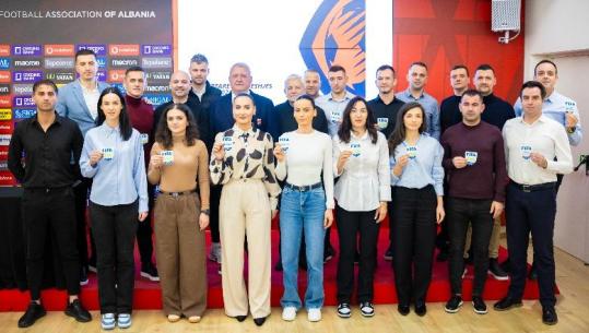 Rekord për futbollin shqiptar, 21 gjyqtarë dhe gjyqtare me stemën e FIFA-s