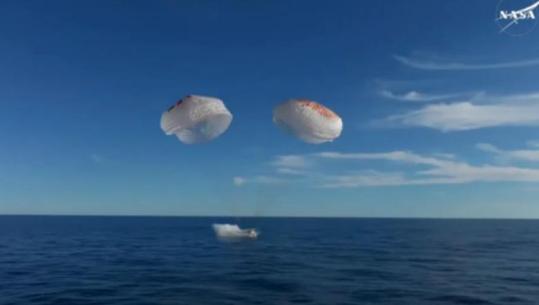 Përfundon me sukses evakuimi i parë mjekësor nga hapësira, 4 astronautët e NASA-s kthehen në tokë