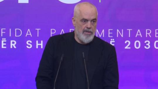 LIVE TV- Sesioni i ri parlamentar, Rama mbledh grupin e PS: Brenda 2 vitesh duhet të përmbushim kriteret për integrimin në BE