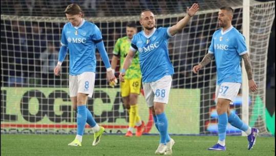 Napoli i përgjigjet Interit, fitore e vuajtur kundër Sassuolo-s! Zikaltërit i nderon kapiteni Martinez (VIDEO)