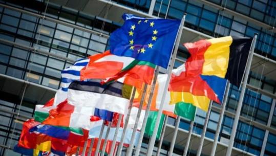 Tarifa të larta apo Groenlanda? BE mblidhet me urgjencë pas kërcënimeve  të Trump 