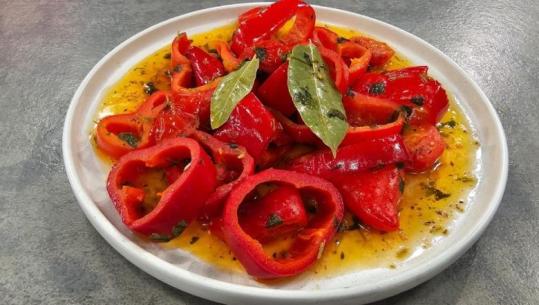 Speca të kuq të marinuar nga zonja Albana