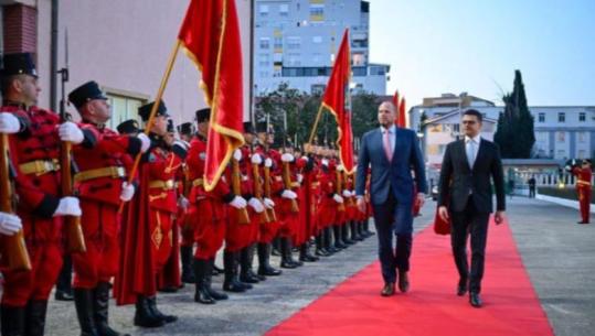 Ministri Vengu pret homologun belg: Bashkëpunim për forcimin e kapaciteteve tona dhe sigurisë rajonale! Të thellojmë stërvitjet e përbashkëta ushtarake