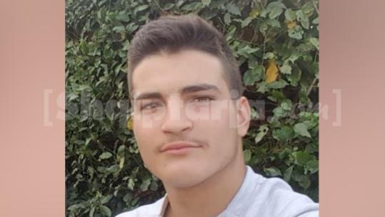 Në kërkim nga Mbretëria e Bashkuar për vrasjen e ish-snajperistit në vitin 2019, Armando Marku vetëdorëzohet në Policinë e Tiranës