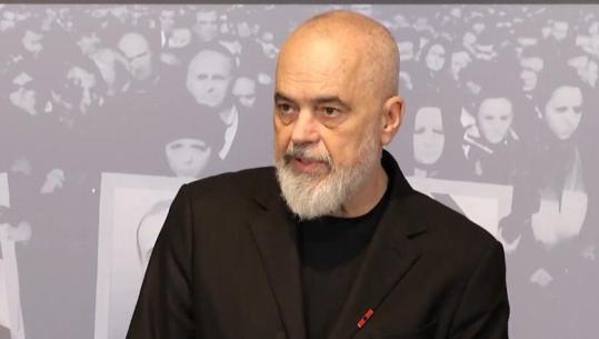 Masakra e 21 janarit, Rama me familjarët e viktimave: SPAK duhet t’i kishte kërkuar GJKKO-së drejtësinë, u paguajmë rroga më të larta se presidentit! 15 vite padrejtësi