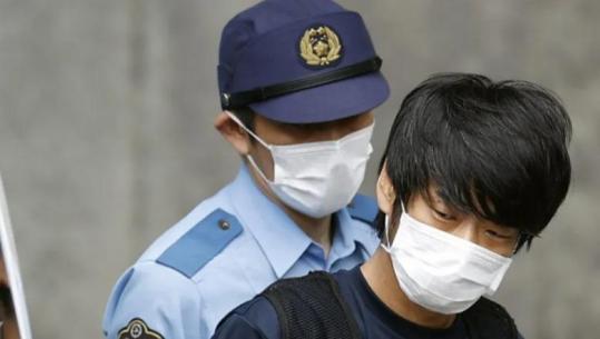 Vrasësi i ish kryeministrit japonez dënohet me burgim të përjetshëm