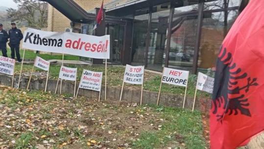 Ligjvënësit amerikanë i kërkojnë DASH-it t'i shqyrtojë pretendimet për diskriminim ndaj shqiptarëve në Serbi