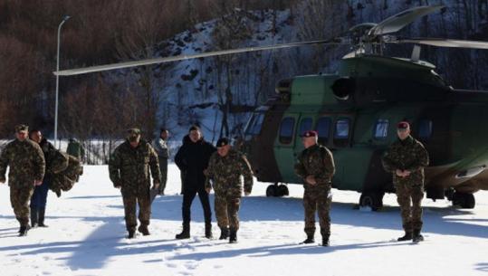 Ministri Vengu inspekton kompleksin stërvitor në Bizë/Pajet: Investim strategjik për gatishmëri më të lartë të FA