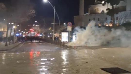 “Mashtrime”, Partia Demokratike pas protestës: Asnjë polic nuk është paraqitur në spital