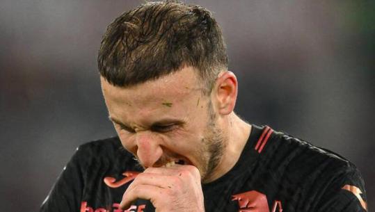 Sylvinho nuk gjen paqe në mbrojtje, Ardian Ismajli një muaj jashtë fushave