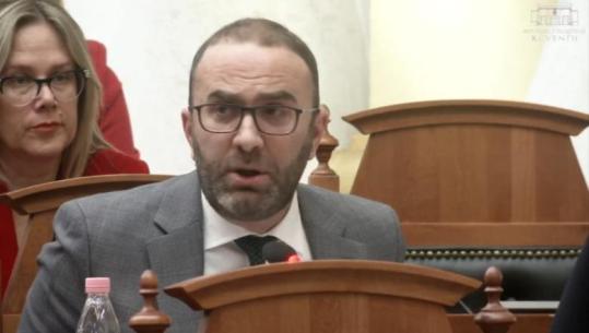 Debati për agjendën parlamentare/ Bardhi i kërkon llogari Peleshit: Si e hartoni rendin e ditës pa kontrolluar pr.ligjet? Ministrja e Brendshme të japë llogari për arrestimet në protestë