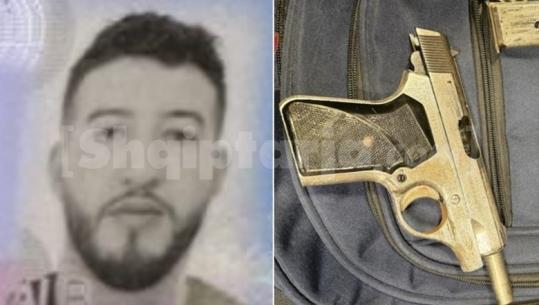 Do trafikonte armën drejt Italisë, në pranga 30-vjeçari në Rinas! Zbardhet dëshmia: Nuk e di kush e ka futur në çantë, tani po e shoh (EMRI+FOTO)