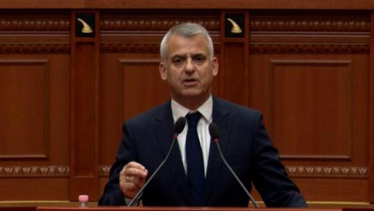 Vangjel Dule ‘sulmon’ Qeverinë: Jeni kapur me dashin e kopesë në kurriz! E keni kthyer korrupsionin në instrument të politikës së jashtme