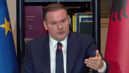 Financim në bazë të performancës, fond 20 mln euro për logjistikën e bashkive, ministri Demo: Paketë ligjore e investime në teknologji, procesi i integrimit do të sjellë dallgë të madhe