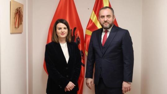 Ministrja Koçiu takon homologun maqedonas: Shqipëria dhe Maqedonia e Veriut forcojnë bashkëpunimin policor, lehtësojnë kalimin kufitar