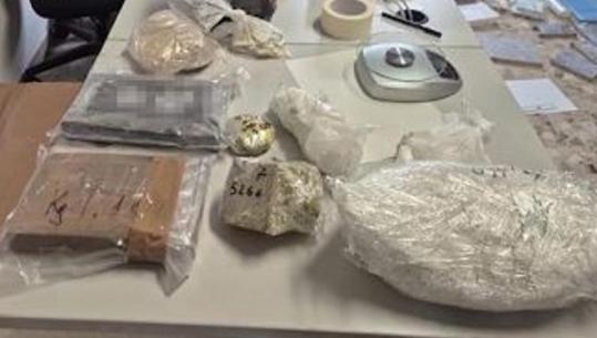 Zbulohet rafineria e drogës në banesën e shqiptarit në Itali, sekuestrohen 34 kg kokainë! Vlera e saj 700 mijë euro