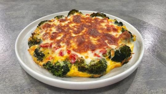 Tavë me brokoli dhe djathë nga zonja Albana