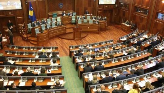 Kosovë/ Bllokada e Kuvendit mund të kthehet sërish nëse Lëvizja Vetëvendosje vazhdon të refuzojë çdo bashkëpunim me Listën Serbe